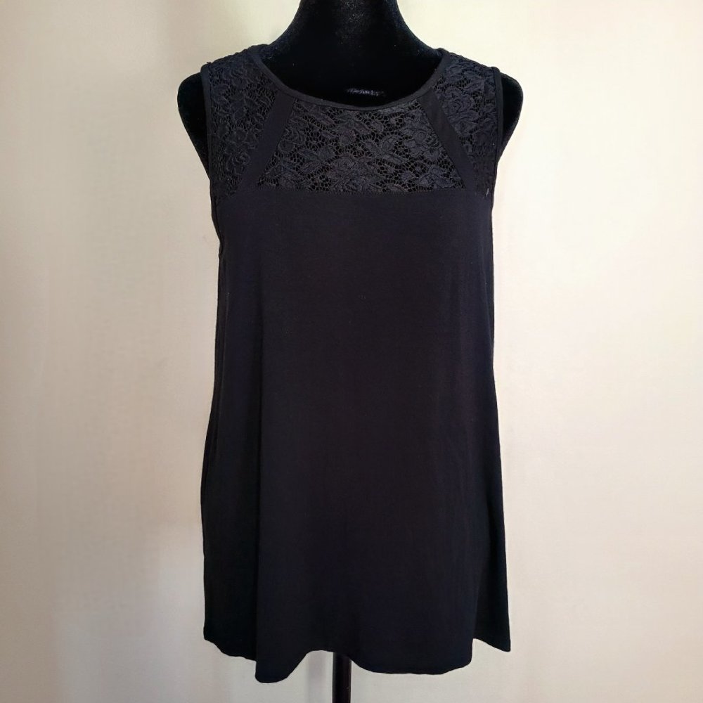 Vince Camuto Sleeveless Lace Top - MP